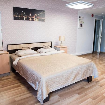 Papiniidu Studio Apartments Parnu Luaran gambar